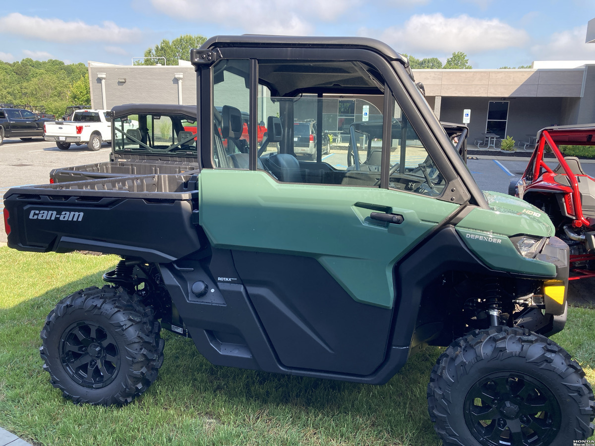 2026 Can-Am DEFENDER DPSCAB 65 HD10 Recreation / Sport ATV
