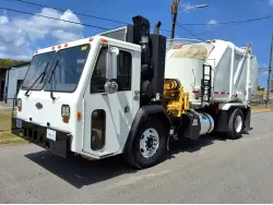 2019 CRANE CARRIER LET2