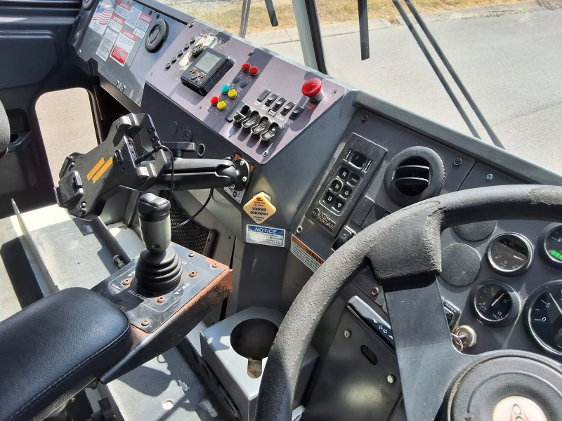2019 CRANE CARRIER LET2
