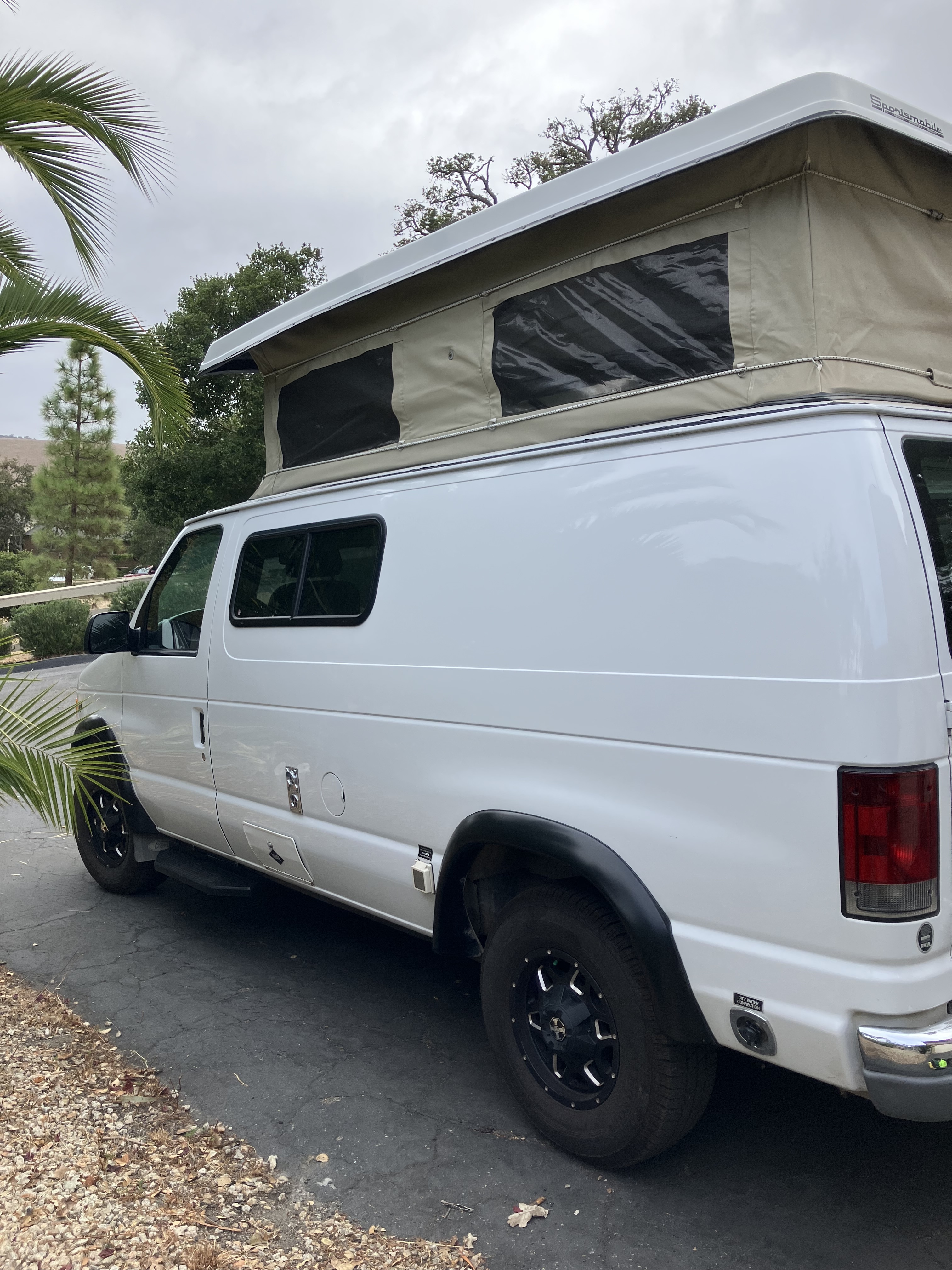 2002 Sportsmobile E350 in salinas CA