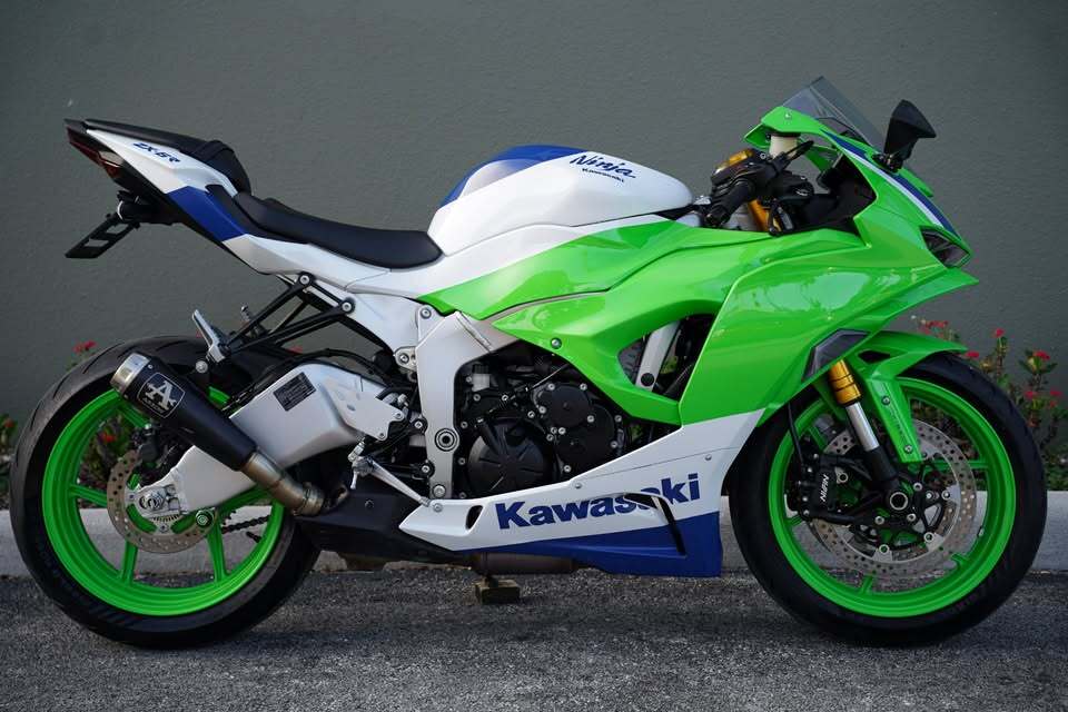 2024 Yamaha NINJA ZX-6R 40TH ANNIVERSARY (ABS) Sportbike motorcycle