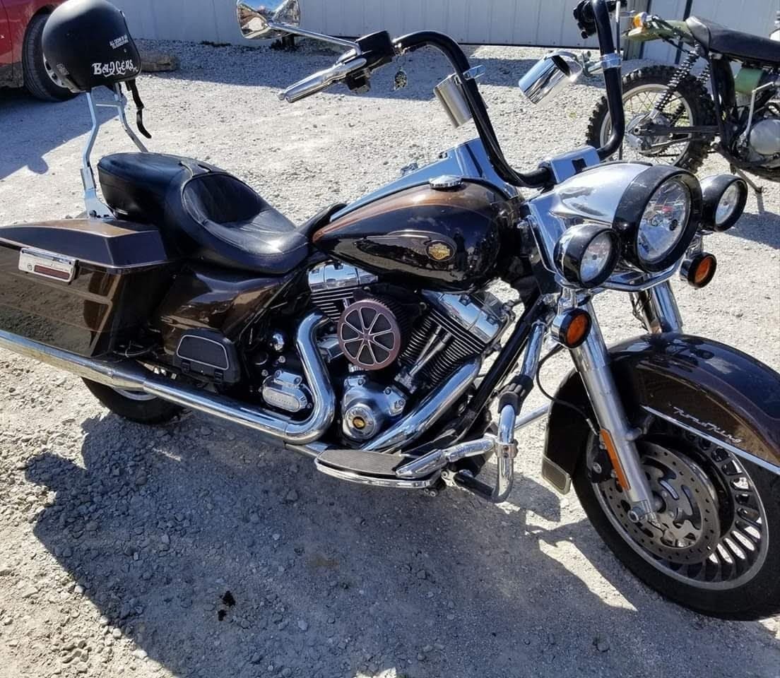 2013 Harley-Davidson ROAD KING BASE 110TH ANNIVERSARY EDITION in joplin MO