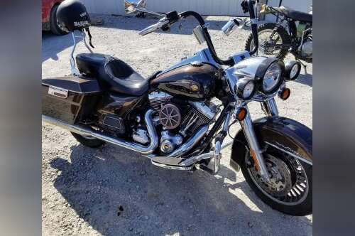 2013 Harley-Davidson ROAD KING BASE 110TH ANNIVERSARY EDITION in joplin MO