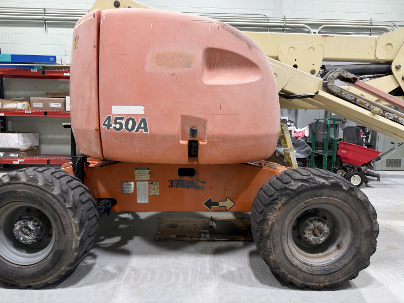2000 JLG 450A