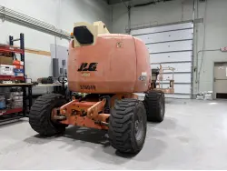 2000 JLG 450A