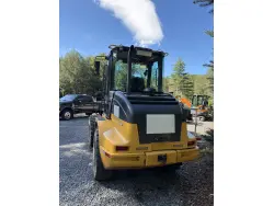 2005 DEERE 244J