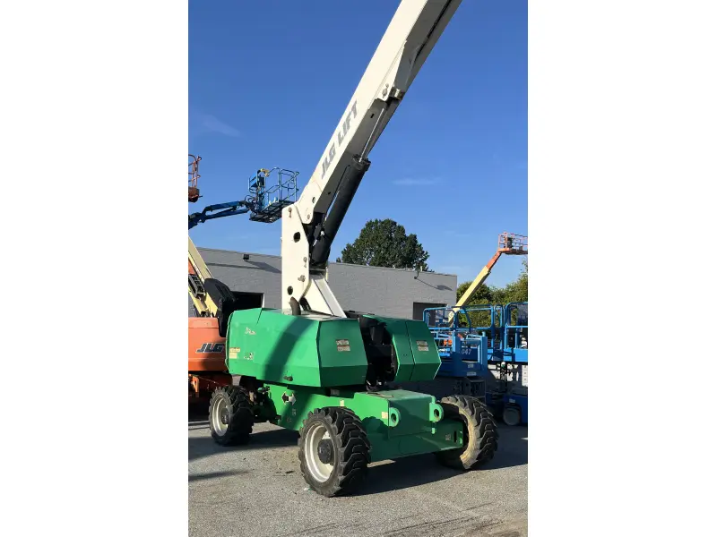 2015 JLG 860SJ
