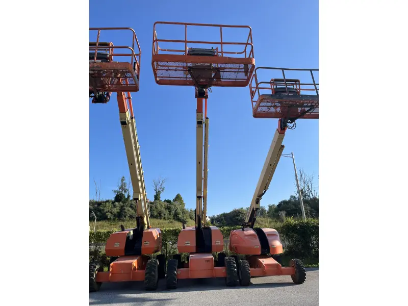2015 JLG 660SJ