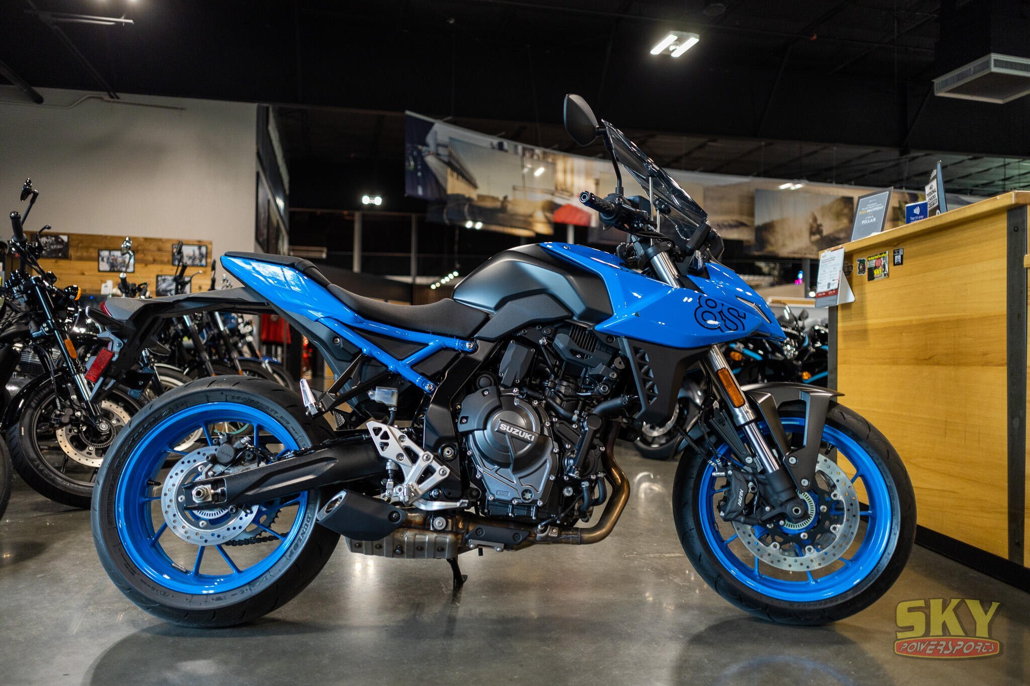 2025 Suzuki GSX8S 8S in Sanford, FL