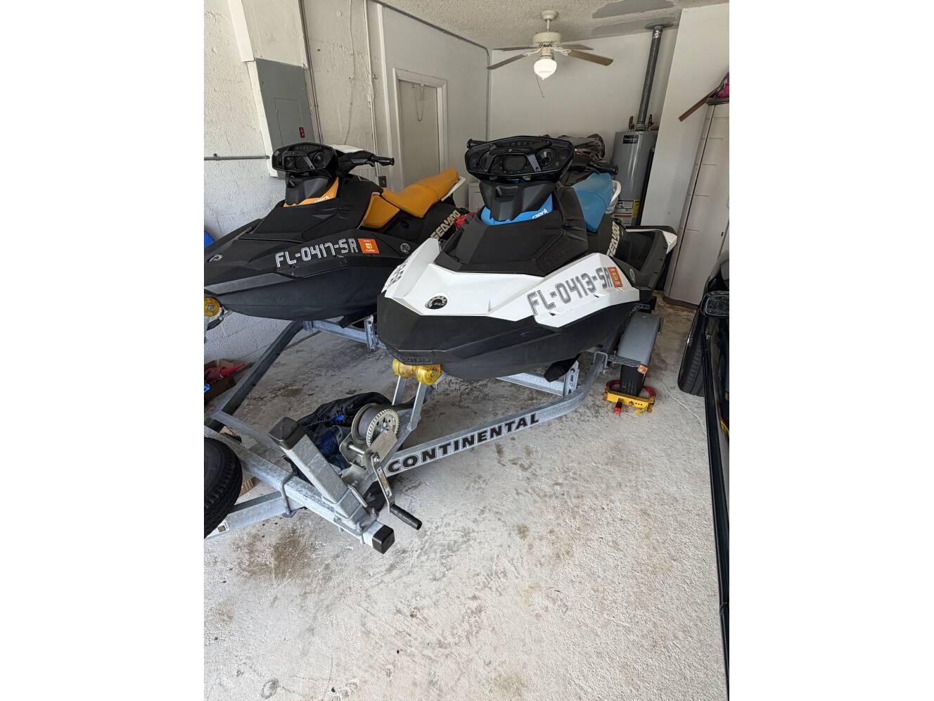 A photo of this 2019 Sea-Doo SPARK 3-UP ROTAX 900 H.O. ACE IBR CONV & SOUND SYSTEM