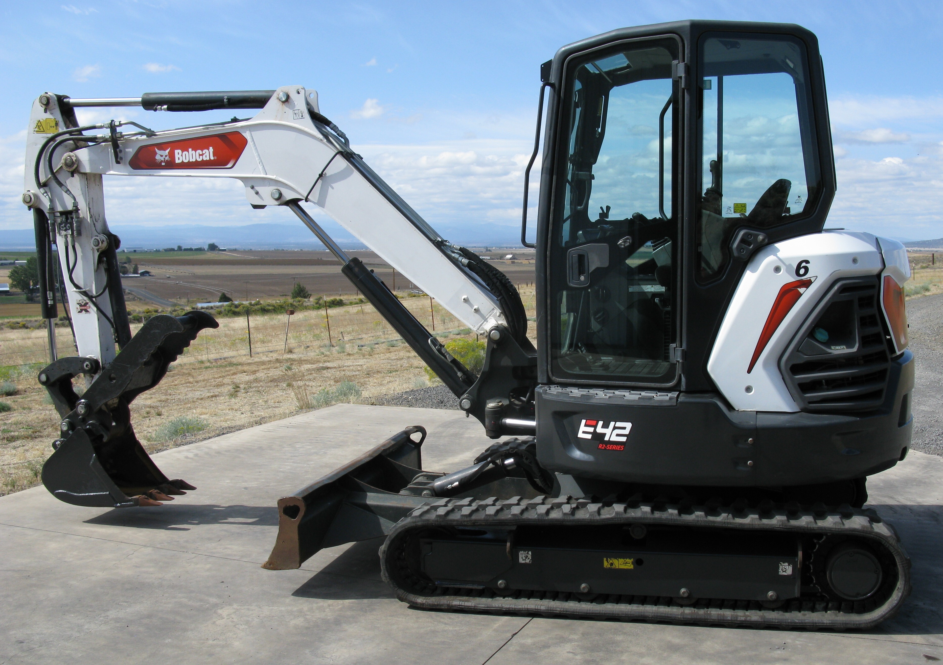 2021 BOBCAT E42R2 in Culver, OR