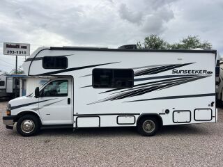 2023 FOREST RIVER SUNSEEKER 2350LE