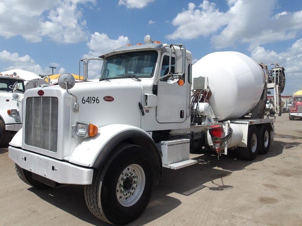 2014 PETERBILT 365 in Houston, TX