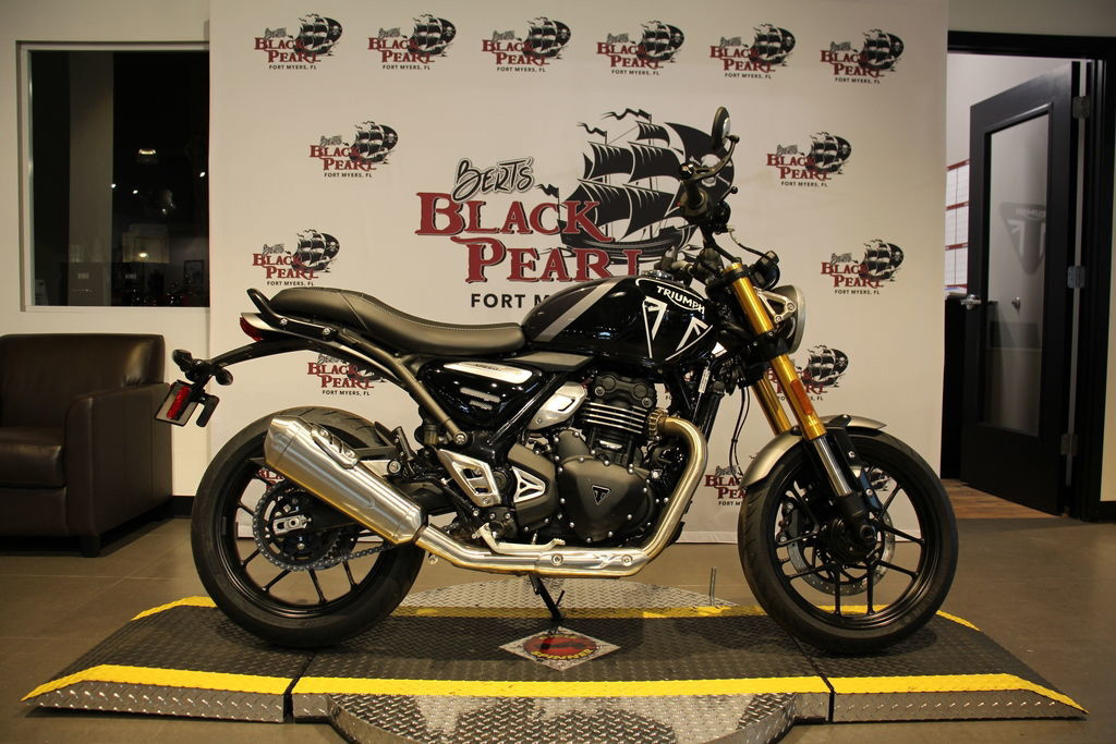 2026 Triumph TD1 PHANTOM RED BLACK BASE in Fort Myers, FL