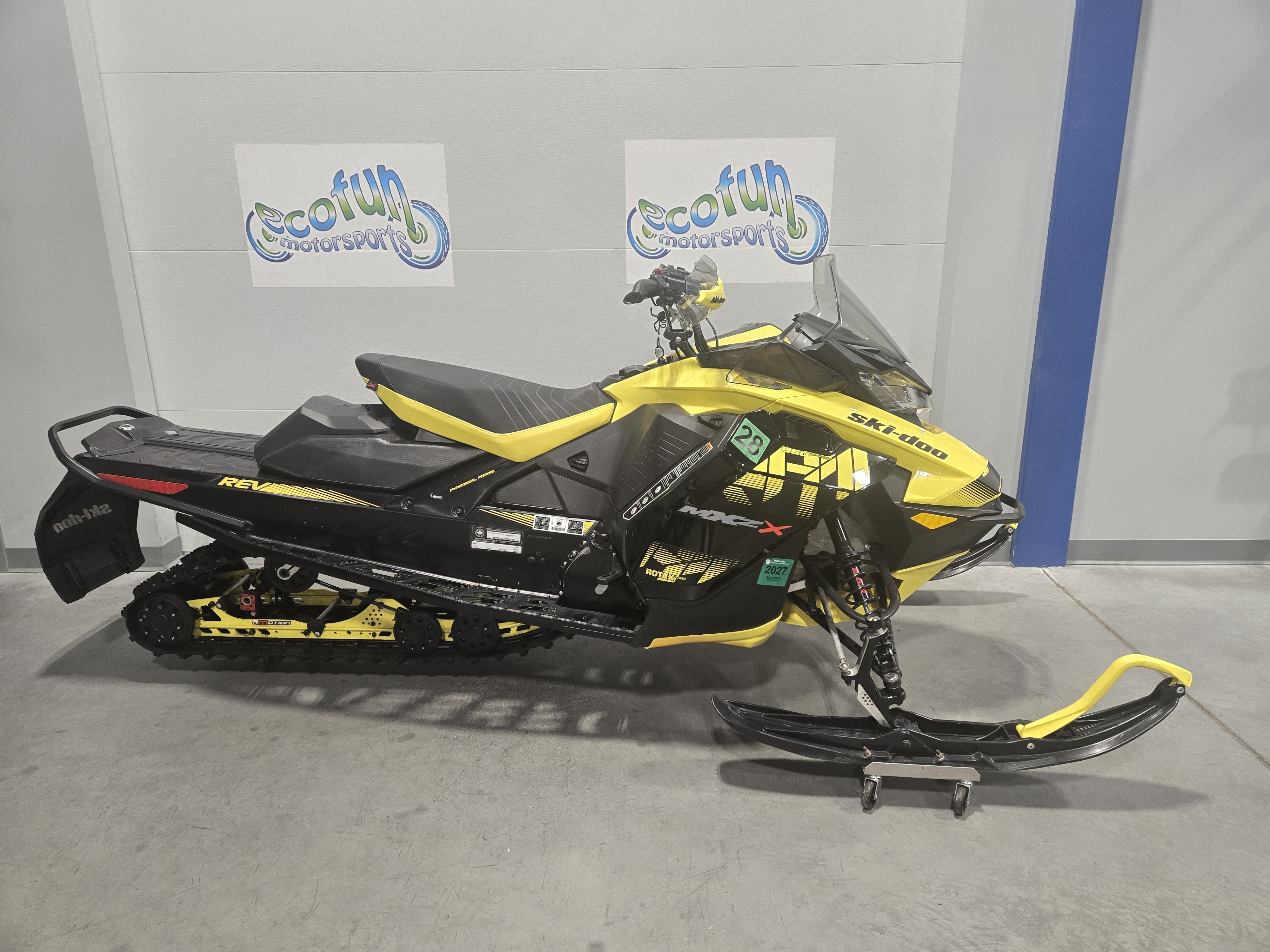 Xcross　サイズ　L黄色140個 Yellow Mxz X For Sale - Ski-Doo Snowmobiles - Snowmobile Trader