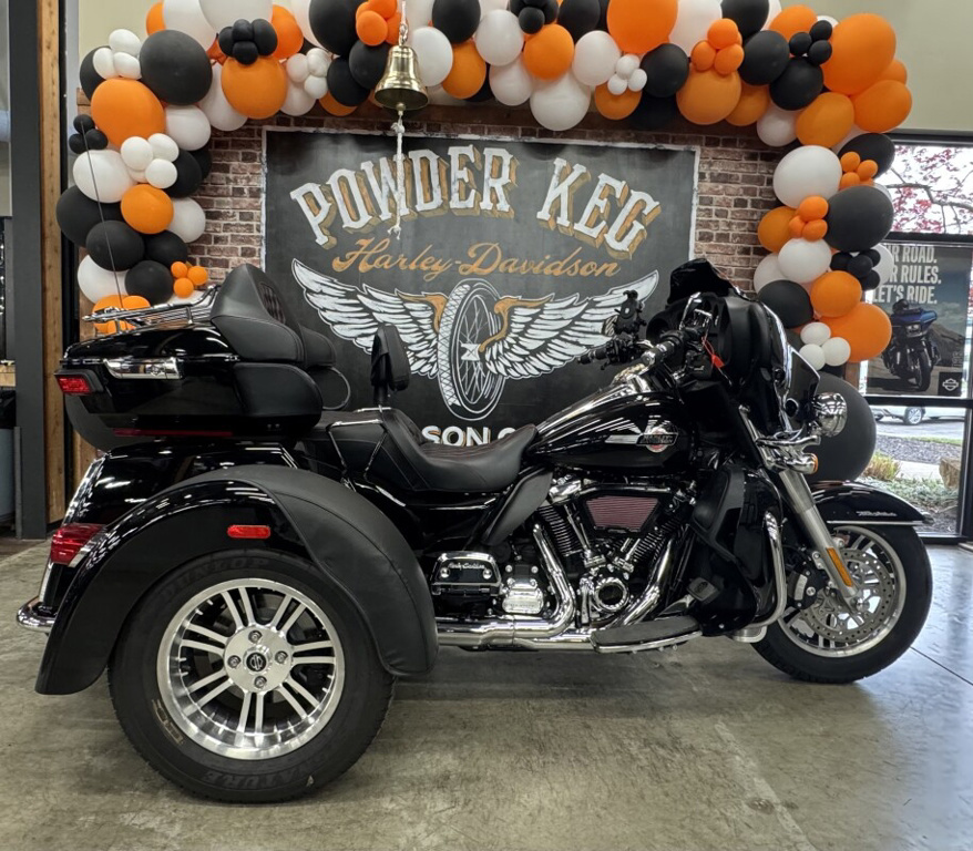2023 Harley-Davidson Trike Tri Glide Ultra ULTRA CLASSIC in Mason, OH