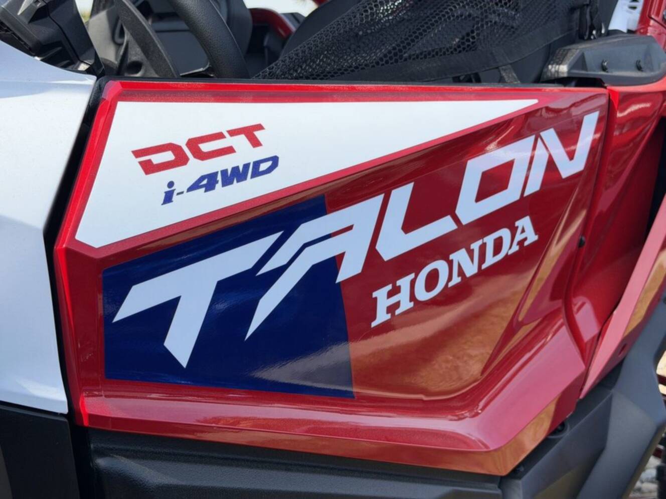 A photo of this 2026 Honda Talon 1000R FOX Live Valve