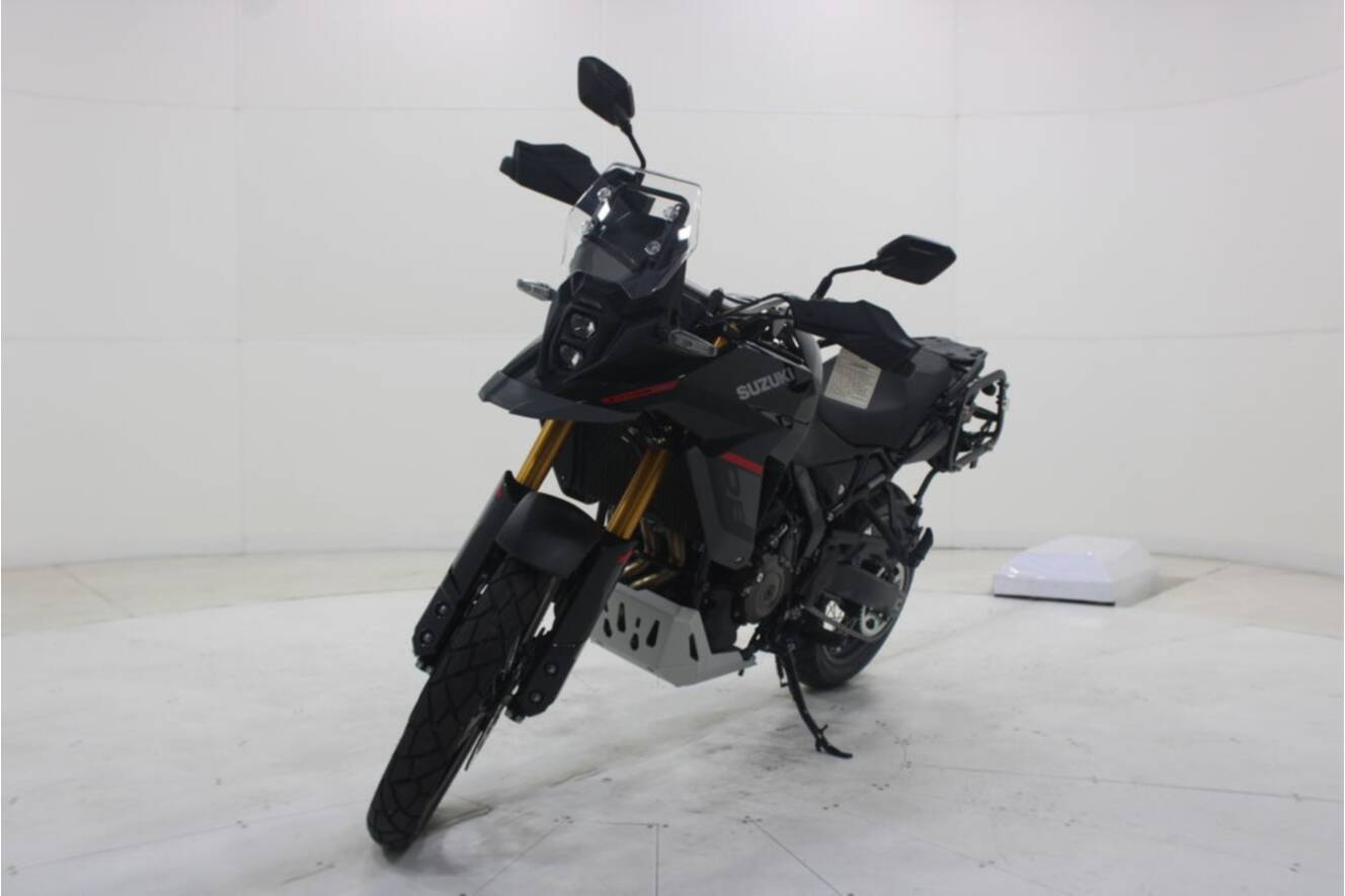 A photo of this 2026 Suzuki V-Strom 800DE Adventure