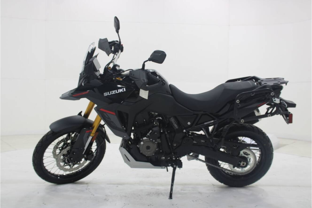 A photo of this 2026 Suzuki V-Strom 800DE Adventure