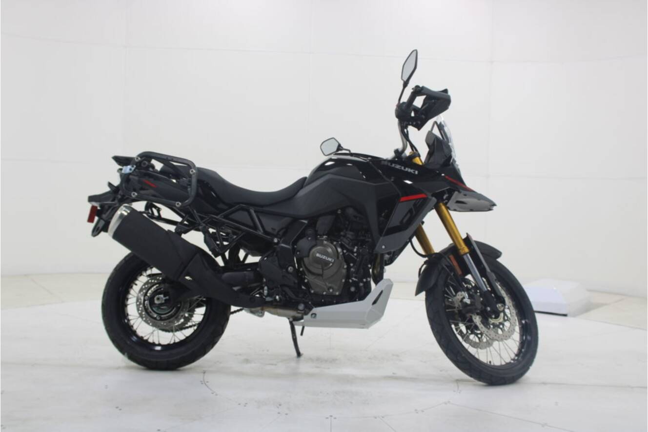 A photo of this 2026 Suzuki V-Strom 800DE Adventure