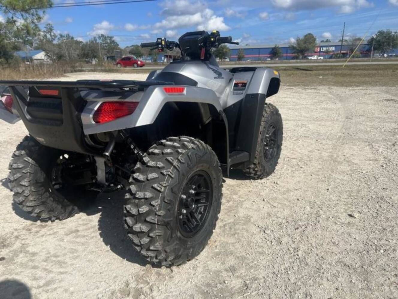 A photo of this 2026 Honda FourTrax Rubicon 700 4X4 Automatic Matte Silver