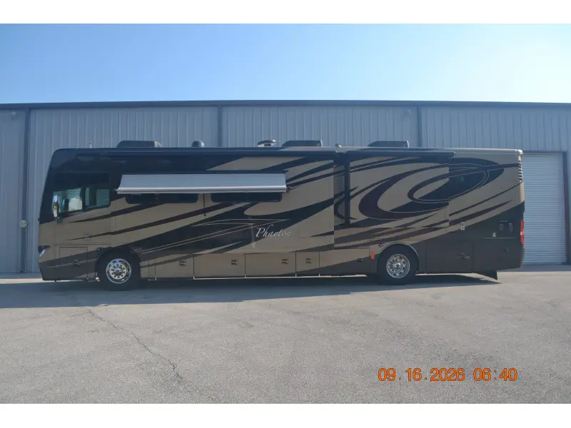 2012 Tiffin Motorhomes