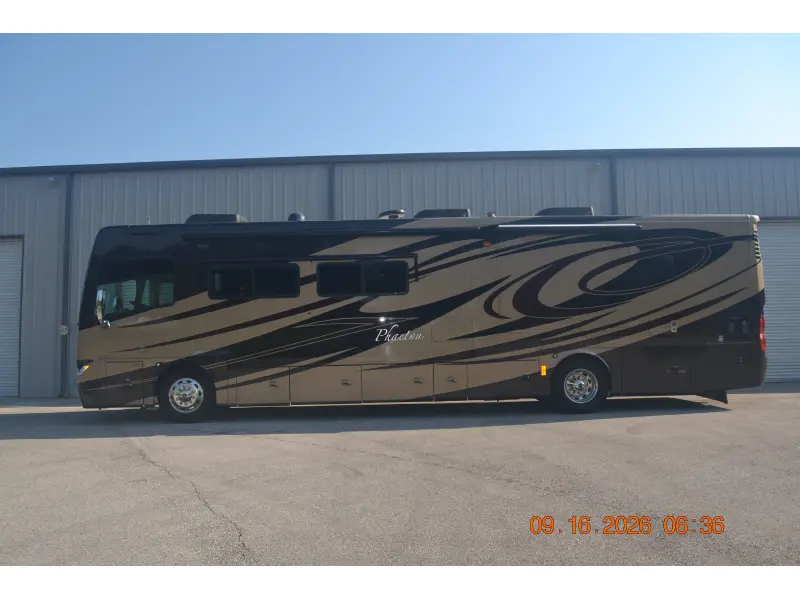 2012 Tiffin Motorhomes