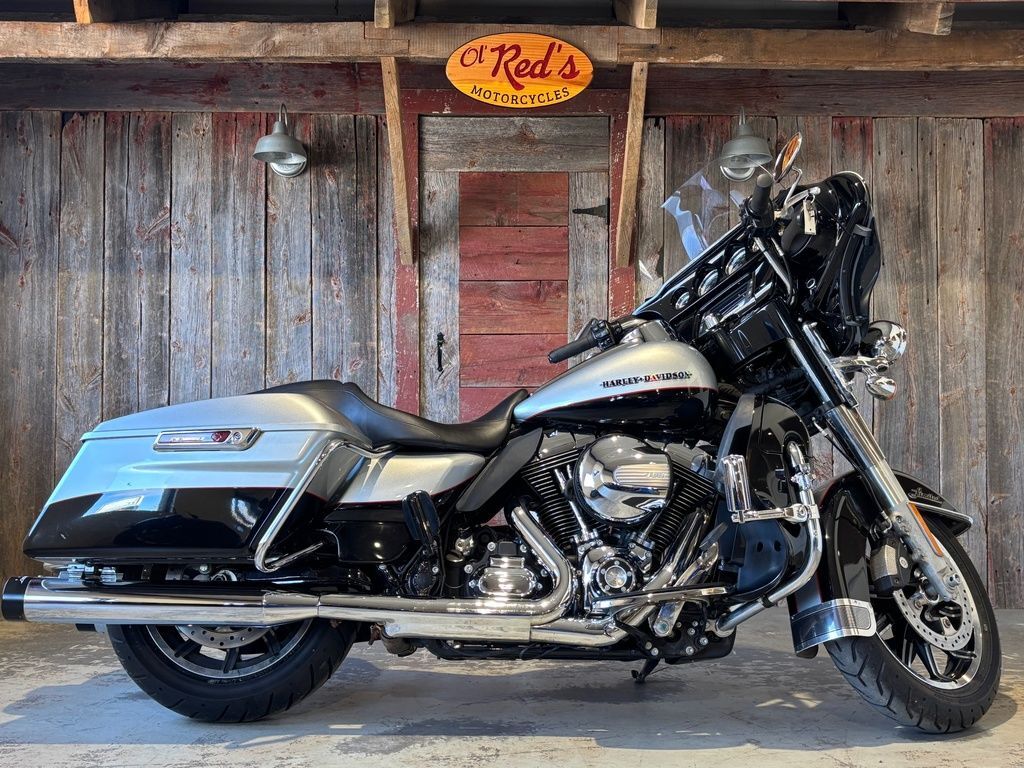 2015 Harley-Davidson® FLHTK - Ultra Limited ULTRA LIMITED in Simpsonville, SC