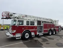 2018 PIERCE ARROW XT LADDER