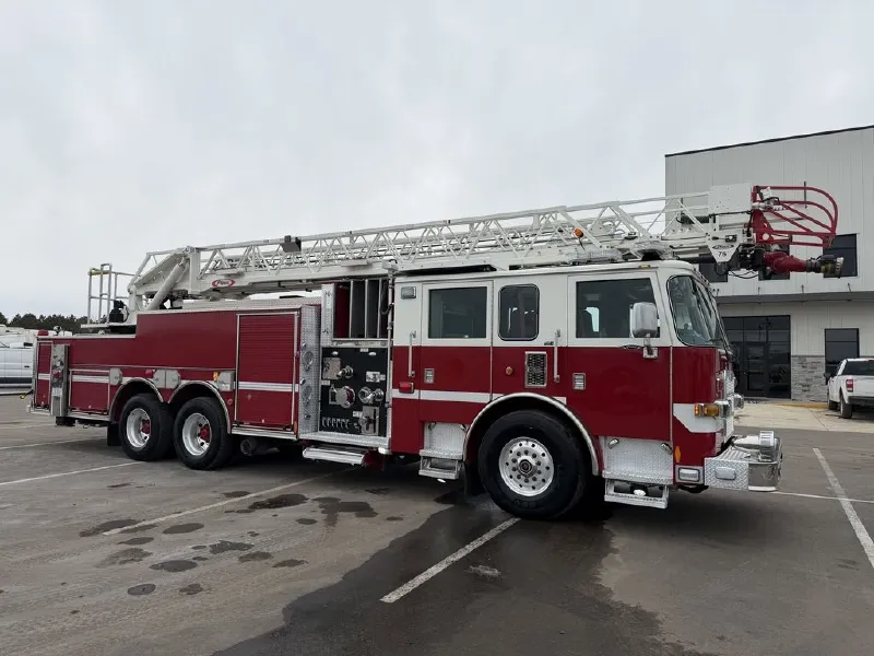 2018 PIERCE ARROW XT LADDER