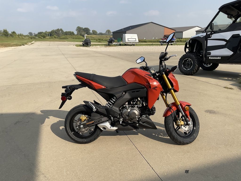 2025 Kawasaki Z125 PRO Base - Orange BASE in Cedar Falls, IA