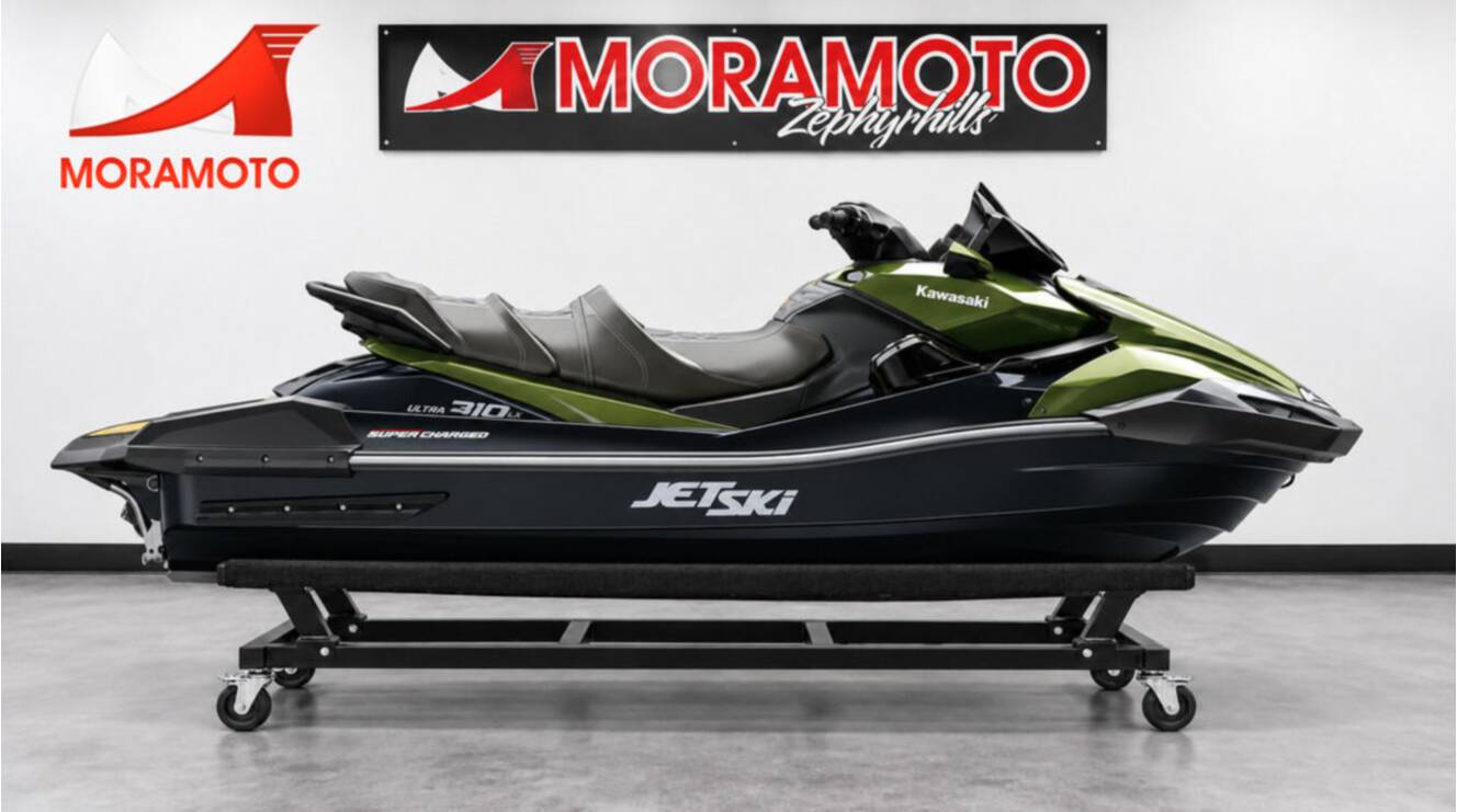 A photo of this 2025 Kawasaki Ultra® 310LX