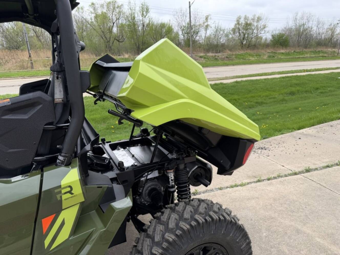 A photo of this 2026 Yamaha Wolverine Rmax2 1000 R-Spec