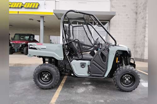 2026 Honda® Pioneer 520 BASE in burbank OH