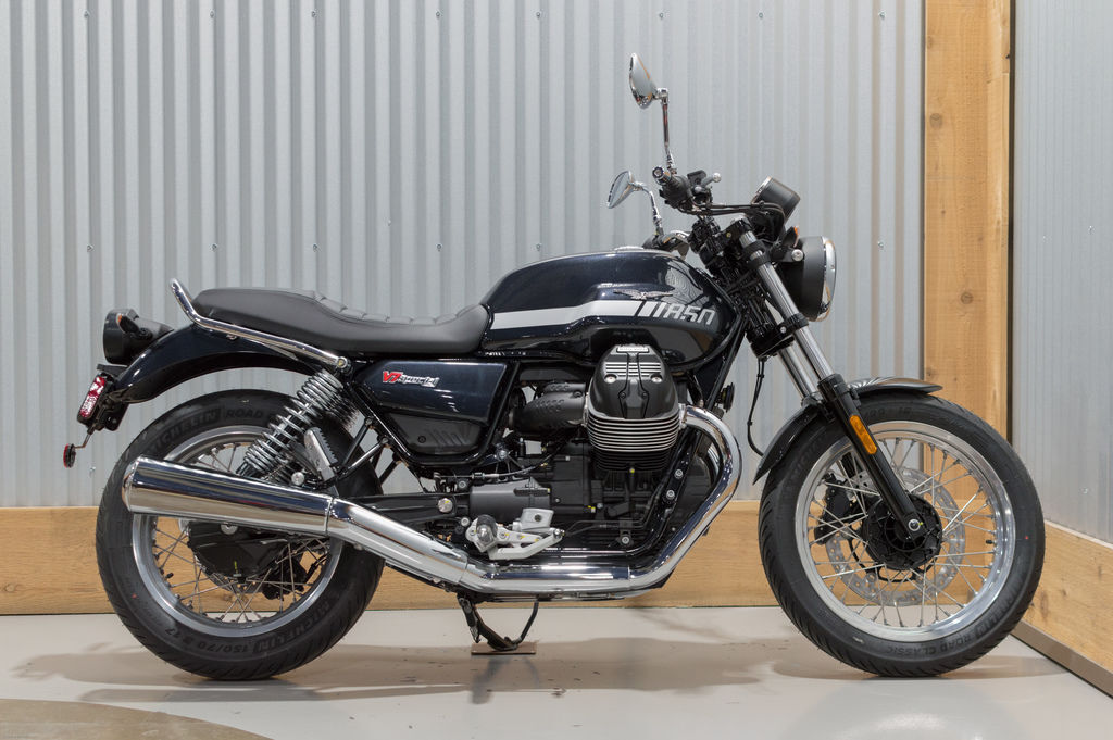 2023 Moto Guzzi V7 Special SPECIAL in Dunmore, PA