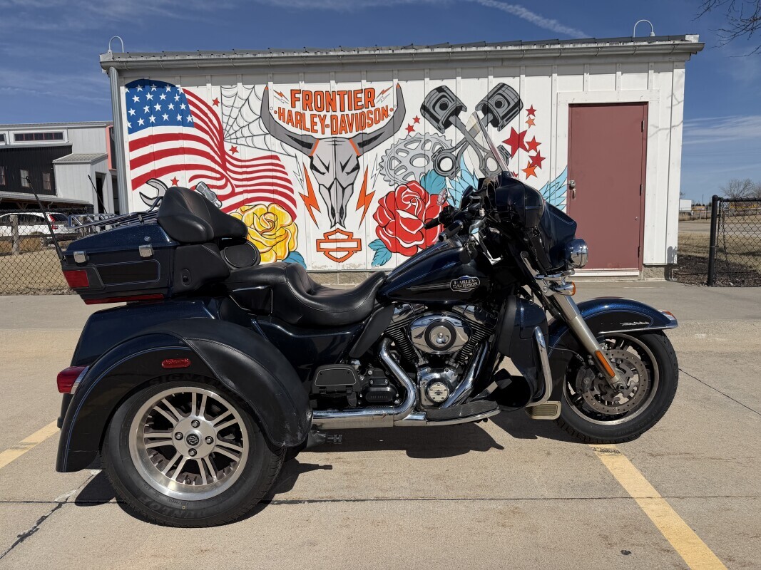 2013 Harley-Davidson Tri Glide Ultra Classic ULTRA CLASSIC in Lincoln, NE