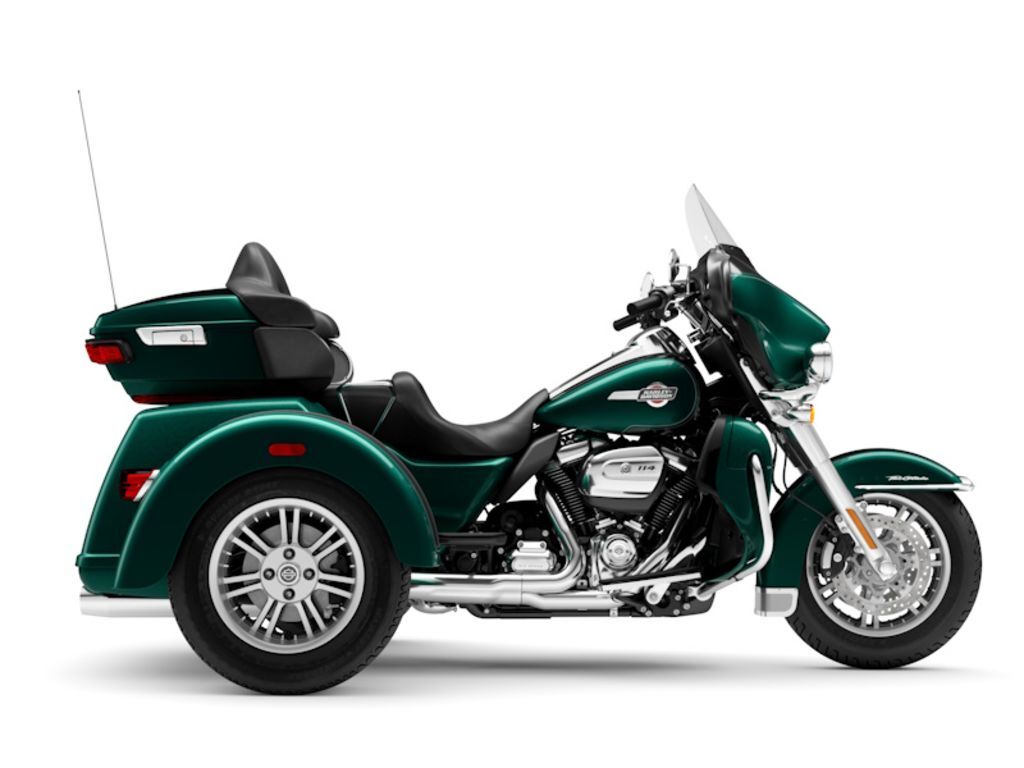 2024 Harley-Davidson® FLHTCUTG - Tri Glide® Ultra ULTRA CLASSIC in Springfield, MO