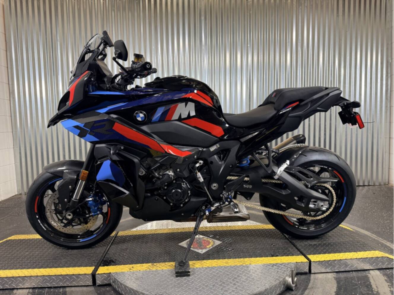 A photo of this 2026 BMW MOTORRAD M 1000 XR