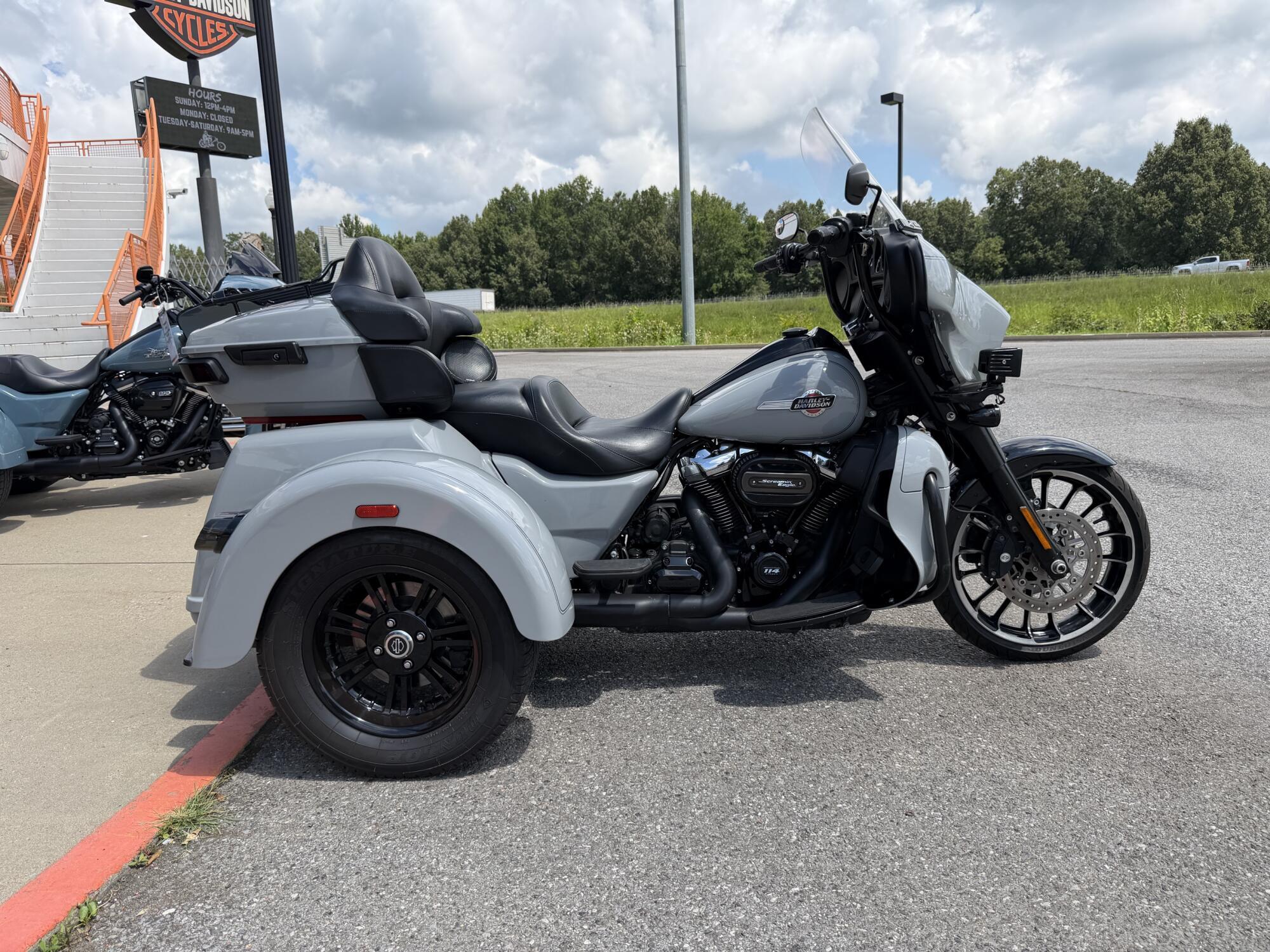 View more photos of this listing