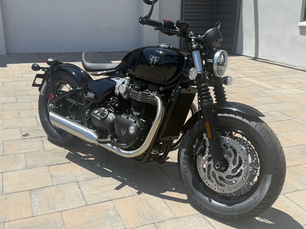 2026 Triumph Bonneville Bobber Jet black in Reno, NV
