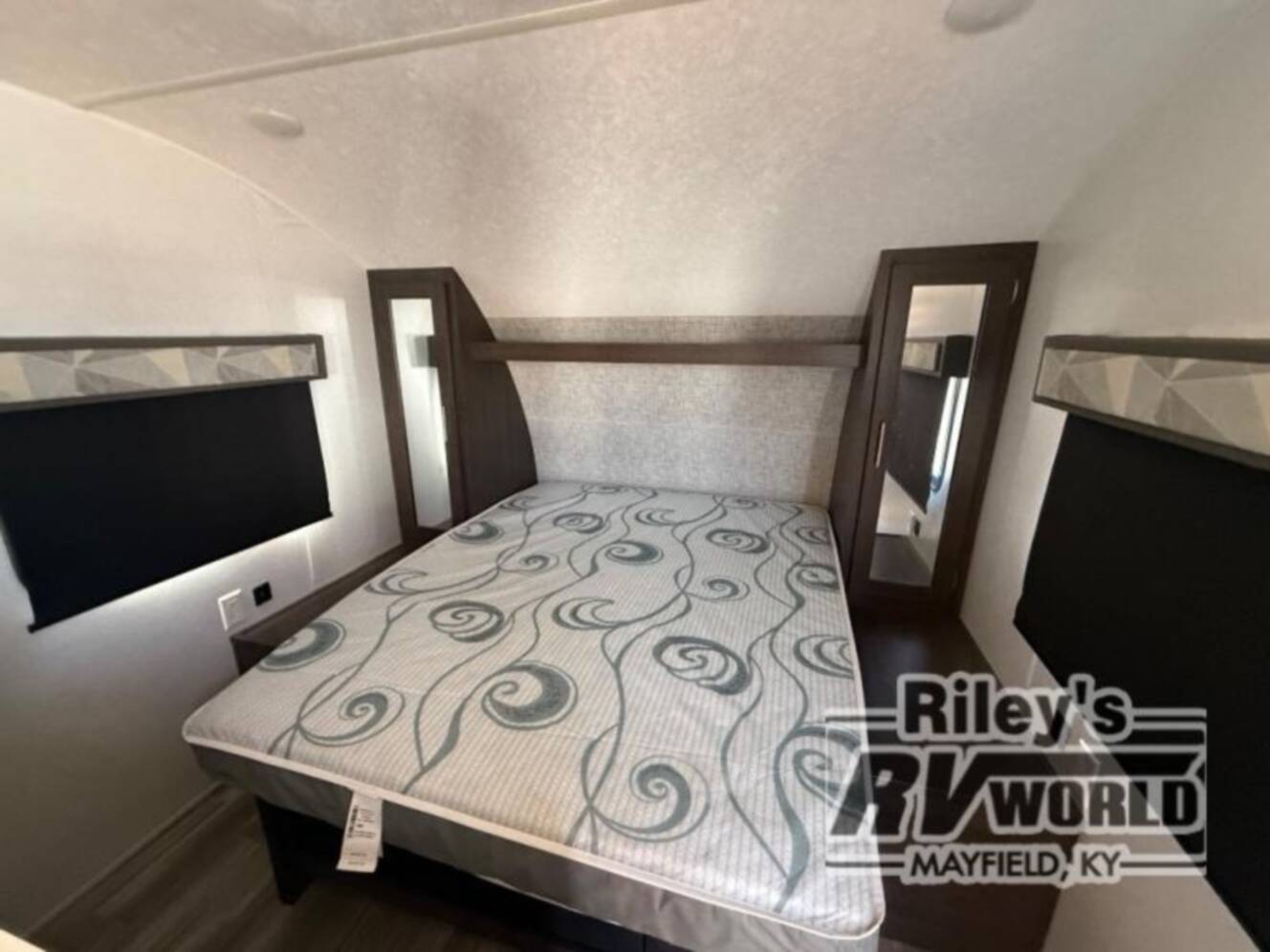 A photo of this 2020 Forest River Rv Salem Cruise Lite 261BHXL