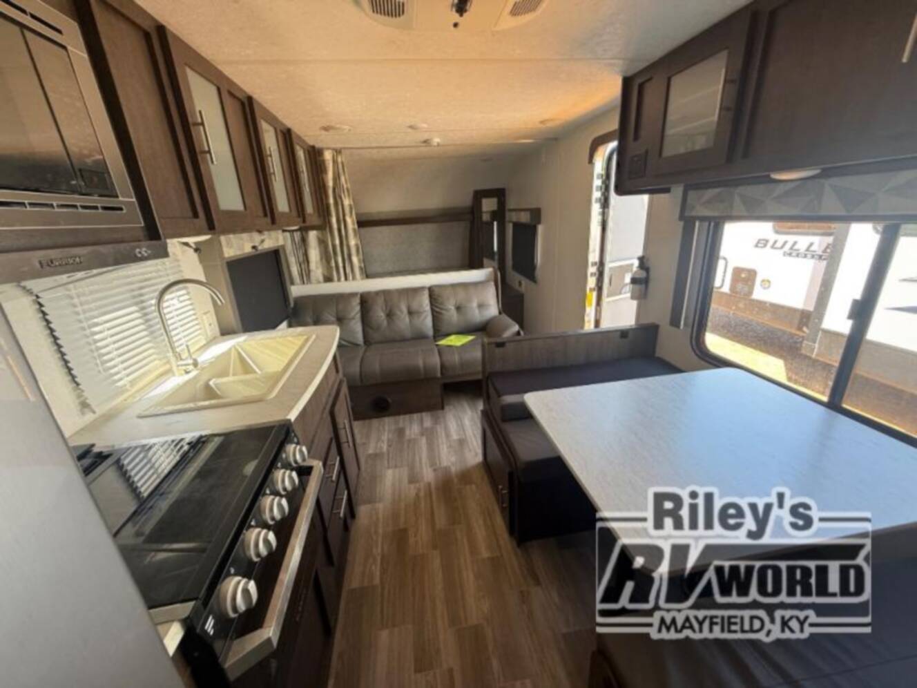 A photo of this 2020 Forest River Rv Salem Cruise Lite 261BHXL