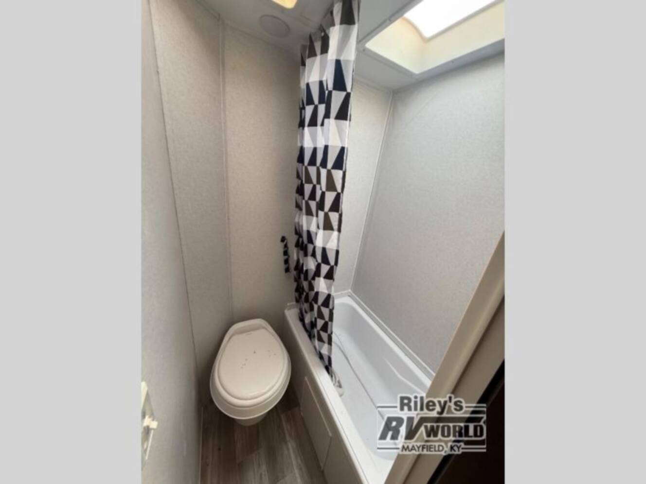 A photo of this 2020 Forest River Rv Salem Cruise Lite 261BHXL