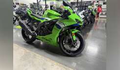2026 Kawasaki Ninja® ZX -6R ABS Sportbike motorcycle