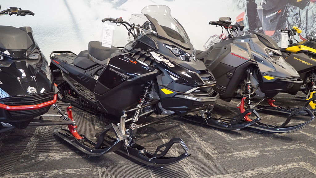 2026 Ski-Doo Renegade® Adrenaline® with Enduro Package 900 ACE Tur ROTAX 900 ACE in watkins MN
