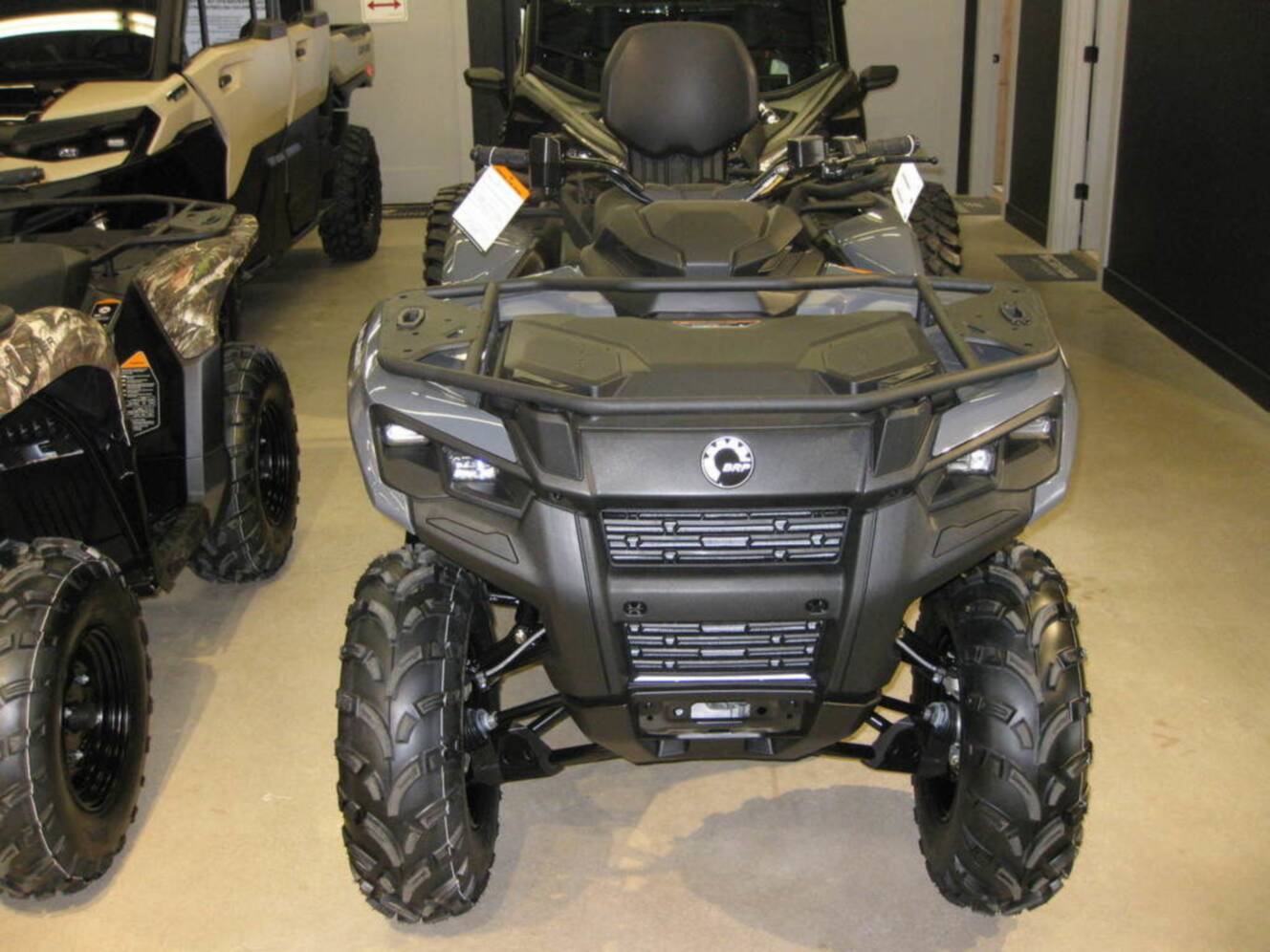 A photo of this 2026 Can-Am Outlander MAX DPS 700