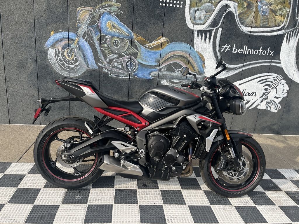 2020 Triumph Street Triple R Low Matte Silver Ice R LOW in Temple, TX