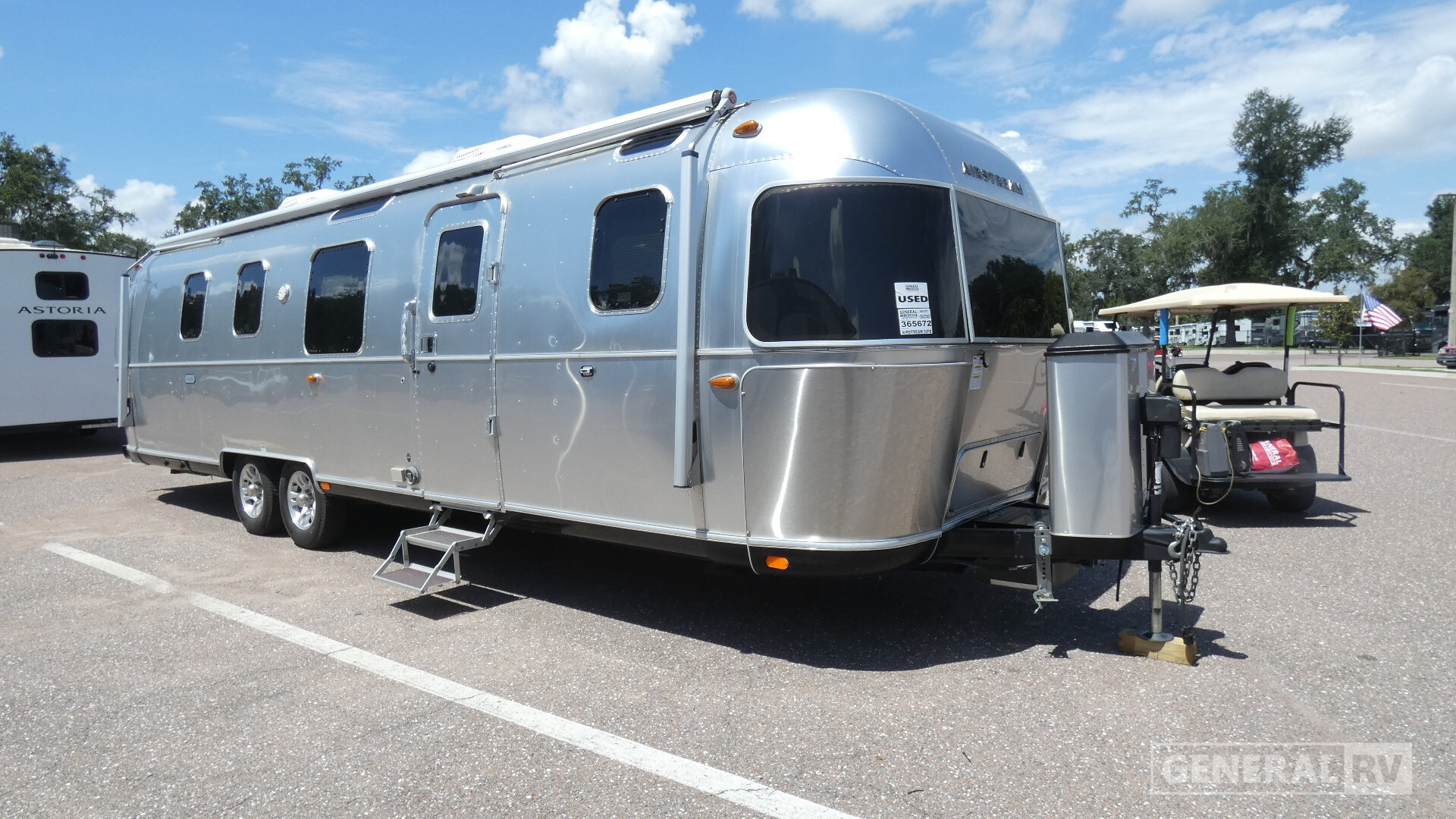 2020 Airstream CLASSIC 33FB in dover FL