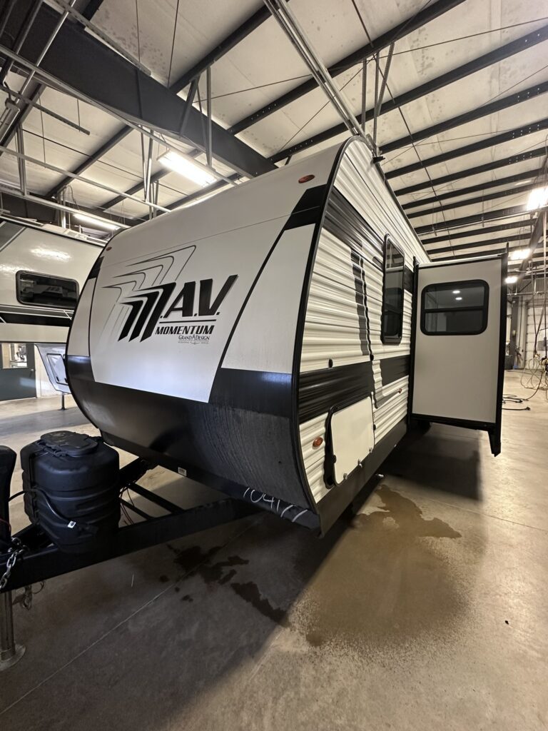 2026 Grand Design Momentum 28MAV RV