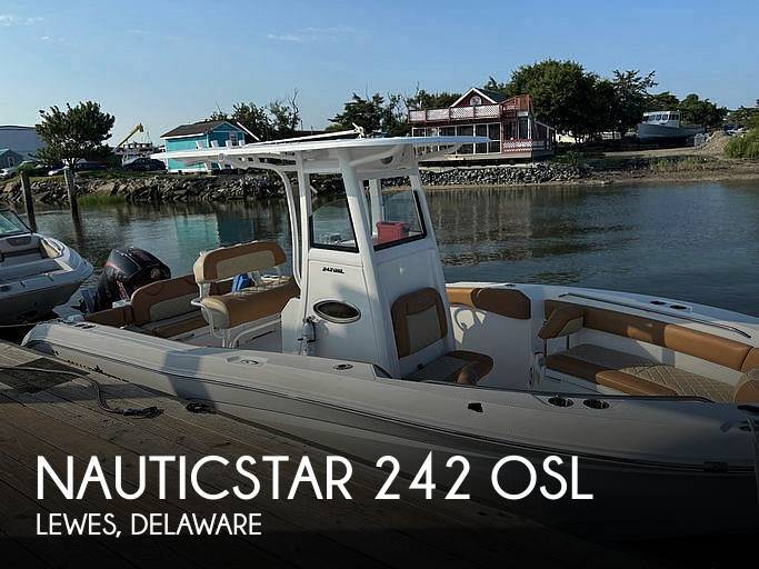 2025 Nauticstar 242 OSL Center Console Boat boat